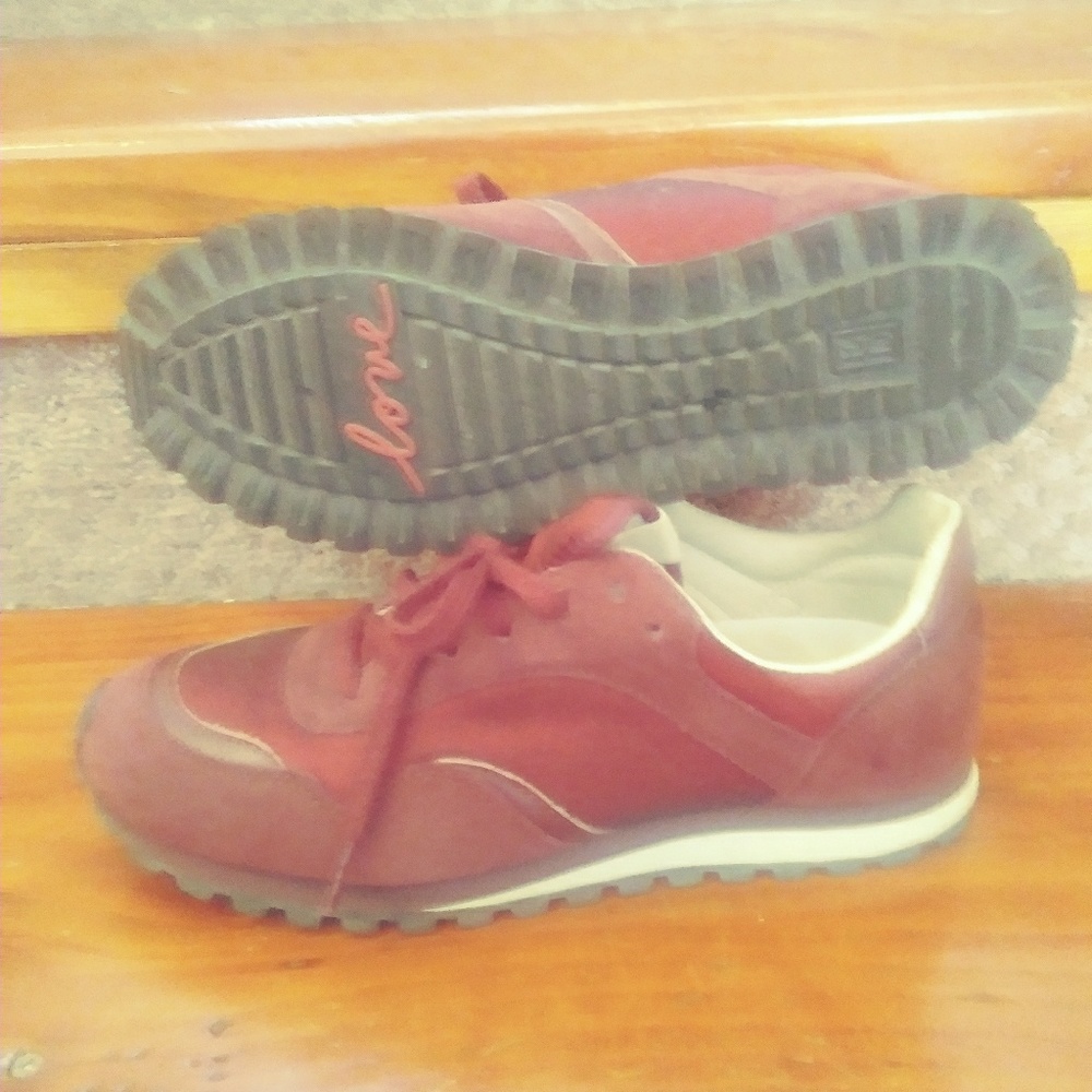 Ellen Degeneres brand Sneakers